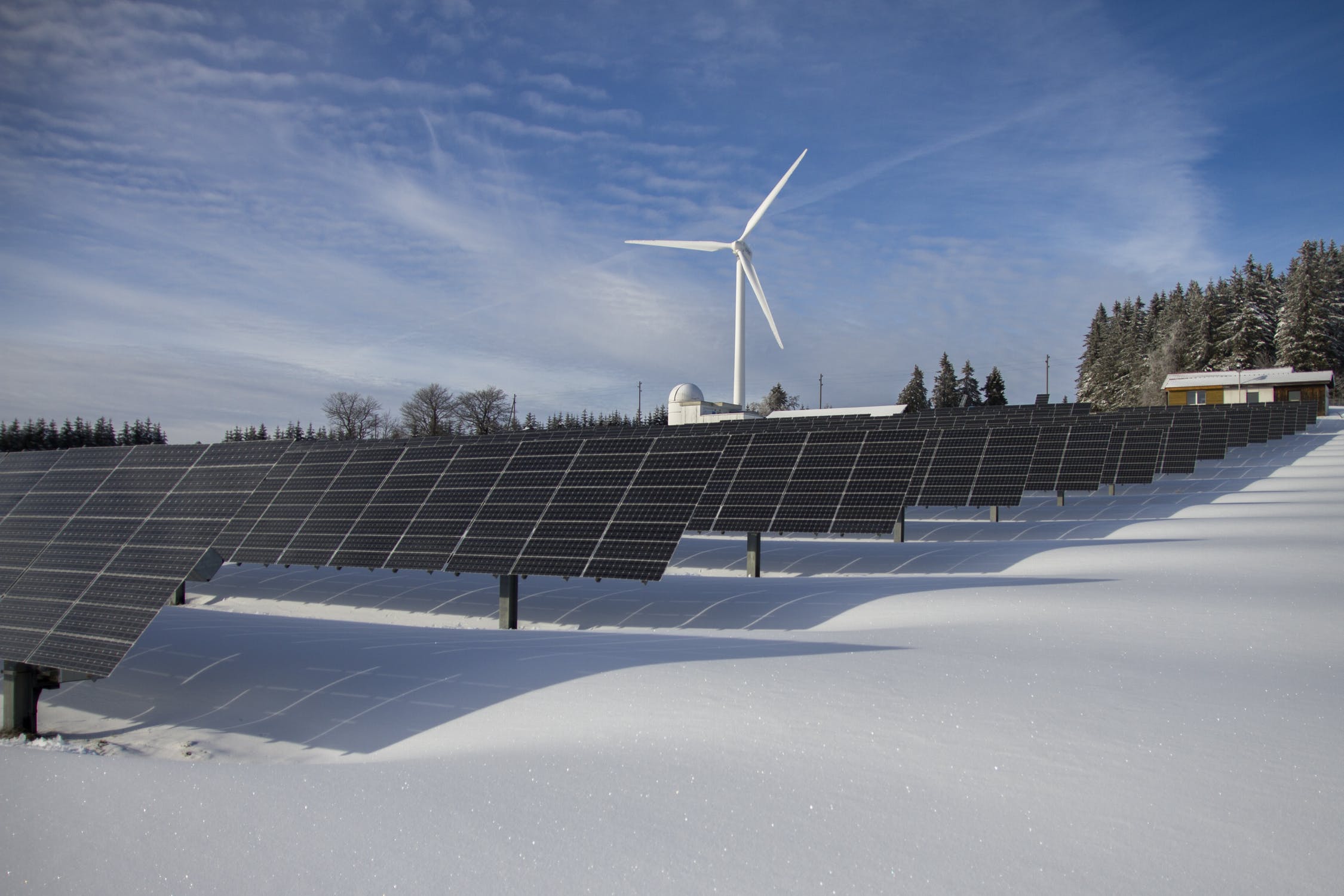 do-solar-panels-work-in-the-winter